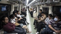 Perjalanan LRT Jabodebek dari 350 perjalanan pada hari kerja bertambah menjadi 358 perjalanan.