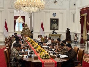 Jokowi Gelar Rapat Terbatas Penanganan Mpox, Airlangga hingga Pramono Hadir