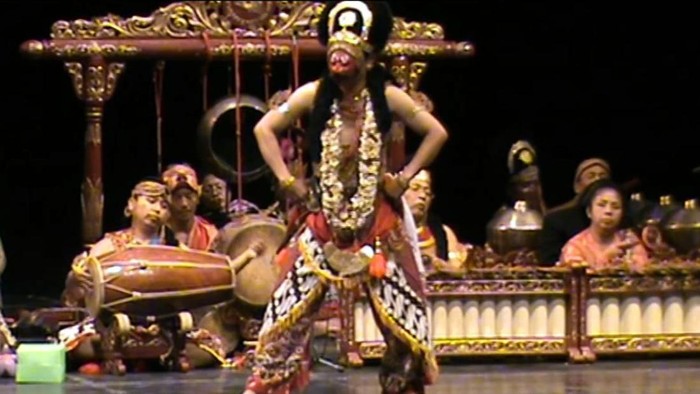 Wayang Topeng Dalang Klaten