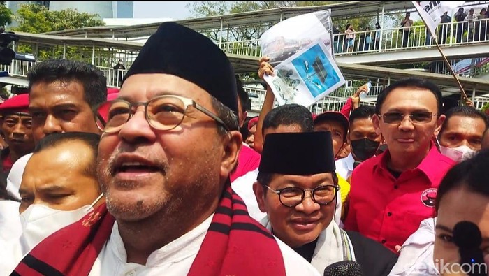Ahok dampingi Pramono Anung dan Rano Karno daftar ke KPUD Jakarta
