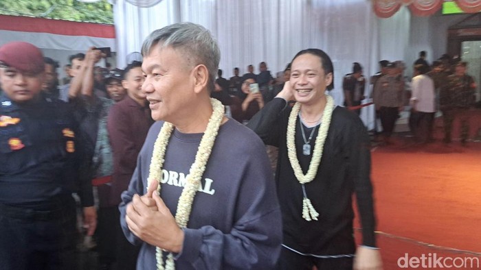 Akhmad Dimyati dan Alam Mbah Dukun.