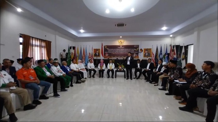 Amir Uskara-Irmawati Haeruddin darftar di KPU Gowa. Dokumen Istimewa