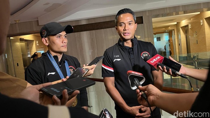 Anindya Bakrie dan Veddriq Loenardo