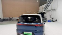 Sebagai informasi, Chery Fulwin T11 didasarkan pada platform E0X. Mobil ini akan memakai sistem plug-in hybrid Kunpeng Super Hybrid C-DM milik Chery  dengan mesin 1.5T dan motor listrik. Mesin tersebut memiliki efisiensi termal sebesar 44,5%, daya puncak 115 kW (154 dk), dan dapat menghasilkan torsi 220 Nm. Foto: Carnewschina