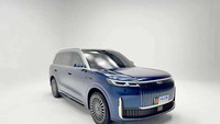 Dikutip dari Carnewschina, media-media China menyebut wujud final Chery  Fulwin T11 mirip seperti Range Rover, terutama pada bagian fascia-nya. Selain itu, dari bagian samping samar-samar juga terlihat seperti mobil-mobil Range Rover, termasuk juga desain velg-nya yang cukup identik. Foto: Carnewschina