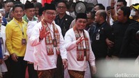 Mereka mendaftar sebagai Cagub dan Cawagub Jakarta. 