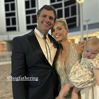 Pada Selasa (27/8/2024), Hannah menyerahkan gelarnya kepada Heidi Stephens, perwakilan dari Washington, di Westgate Las Vegas Resort & Casino. Ia tampak anggun berjalan di panggung untuk terakhir kalinya sebagai Mrs. American. Hannah pun didampingi oleh sang suami di momen tersebut. Foto: dok. Instagram @ballerinafarm