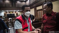 PT Timah menjalin kerja sama dengan penambang ilegal agar dapat membeli bijih timah. Padahal, kata jaksa, pihak PT Timah mengetahui bahwa penambangan ilegal itu dilarang.  