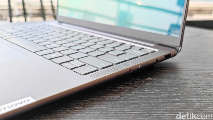 Lenoyo Yoga Slim 7i