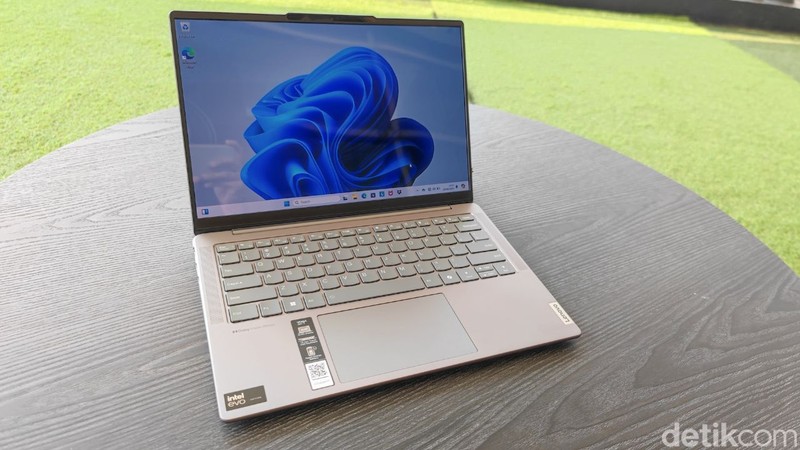 Lenovo Yoga Slim 7i