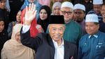 Mantan PM Malaysia Muhyiddin Yassin Didakwa Menghina Raja