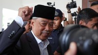 Dakwaan atas penghasutan itu berasal dari pidato yang disampaikan Muhyiddin menjelang pemilihan sela bulan ini. Saat itu ia mempertanyakan keputusan raja tahun 2022 untuk menunjuk saingannya sebagai perdana menteri setelah pemilihan umum yang diperebutkan dengan sengit.  