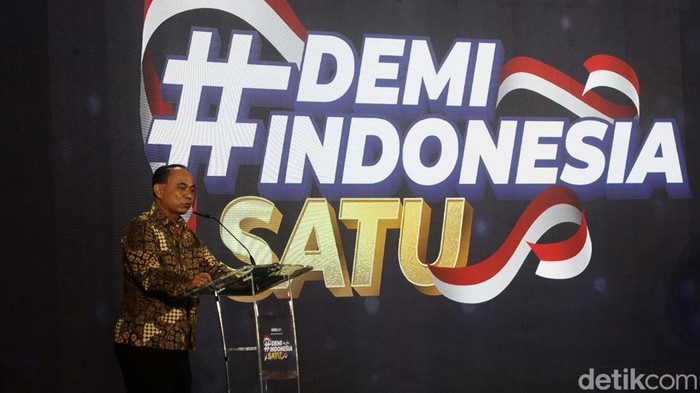 Menkominfo Bicara Pentingnya Transformasi Digital di #DemiIndonesia Satu Menkominfo Budi Arie Setiadi berbicara pentingnya transformasi digital untuk mendorong pertumbuhan ekonomi. Menurutnya, transformasi digital juga makin mendesak karena pesatnya perkembangan teknologi.