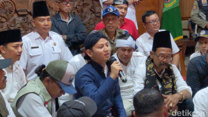 Mochammad Nur Arifin atau Mas Ipin saat menceritakan momen mendadak diriya diminta jadi calon wakil gubernur dampingi Risma di Pilgub Jatim 2024.