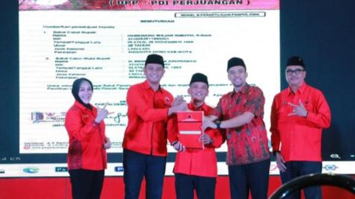 Penyerahan rekomendasi PDIP untuk Pilkada Klaten 2024 di DPD Jateng.