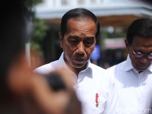 Dialog Jokowi ke Pedagang Pasar: Keuntungan Sedikit, yang Penting Tetap