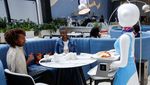 Sensasi Makan di Kafe Robot Kenya