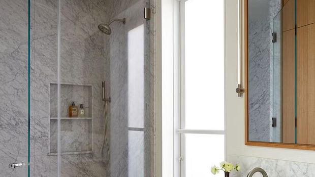 Shower Niche/Joshua McHugh via Elle Decor Tampilan Shower Niche atau tempat penyimpanan sabun, sampo, dan perlengkapan mandi lainnya.