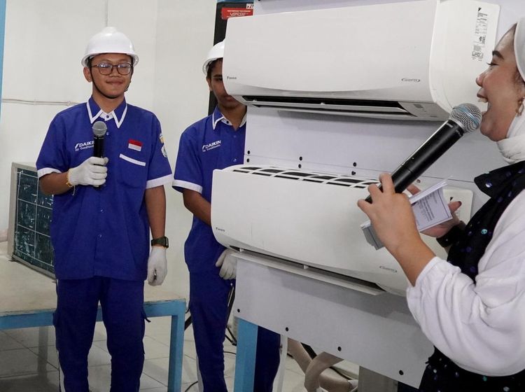 Top!... Ada Pusat Keunggulan di SMK NU Ungaran