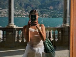 Gaya Tyna Dwi Jayanti Liburan ke Italia, Viral Diisukan Pacari Ipar Ayu Dewi