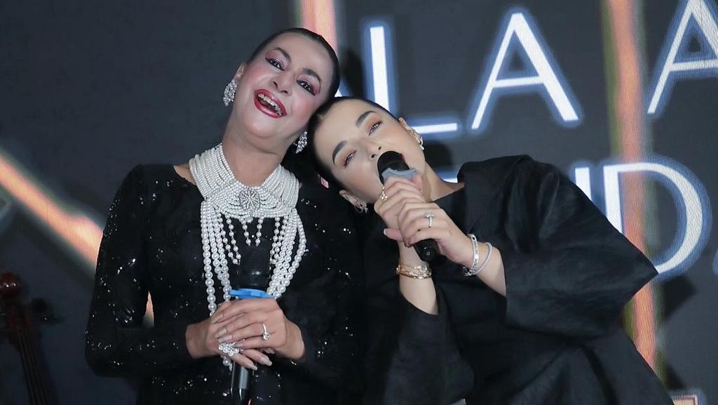 Cara Elegan Ibunda Kuatkan Tasya Farasya Hadapi Perceraian