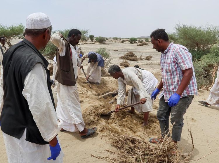 Warga Sudan Gali Tanah untuk Pemakaman Korban Banjir Bandang