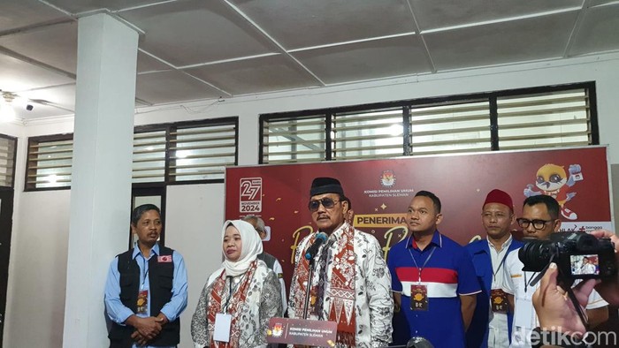 Bupati Petahana Sleman Kustini gandeng anggota DPR F-PKB Sukamto daftar Pilkada Sleman, Kamis (29/8/2024).