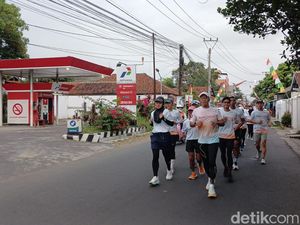 Viman Marathon Keliling Kecamatan Sebelum Daftar Pilwalkot Tasikmalaya