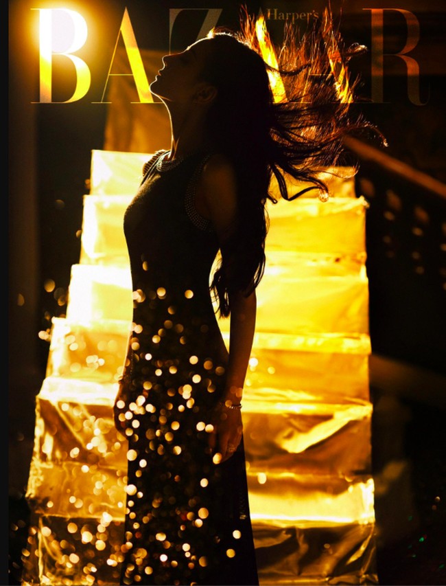 Bintang The Legend of Anle ini memang sering didaulat untuk menghiasi berbagai majalah mode. Selain itu, ia juga dilirik banyak brand kenamaan sebagai ambassador, termasuk Dior. Foto: Weibo