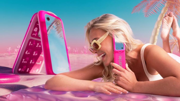 HMD Barbie Phone
