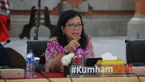 Kakanwil Kemenkumham Bali, Pramella Yunidar Pasaribu, saat diskusi di kantornya, Kamis (29/8/2024). (Dok Kanwil Kemenkumham).