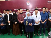 Khofifah-Emil Jalani Tes Kesehatan di RSU dr Soetomo Surabaya