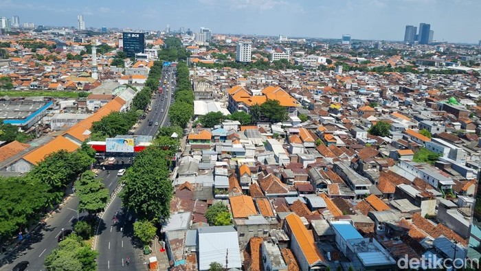 Kota Surabaya cerah