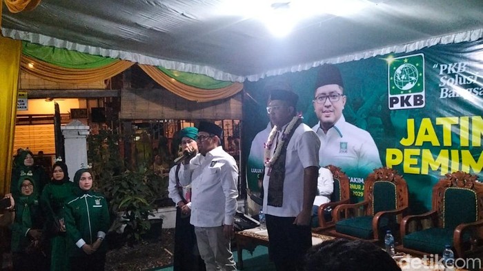 Luluk-Lukman Daftar ke KPU Jatim