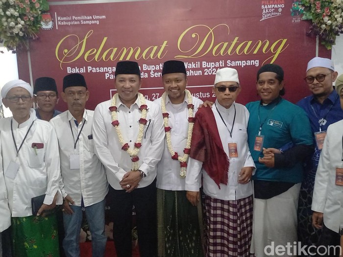 Pasangan Jimad Sakteh Diusung 6 Parpol Mendaftar ke KPU Bangkalan