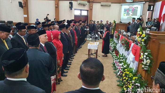Pelantikan anggota DPRD Majalengka periode 2024-2029.