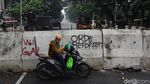 Penampakan Massa Ojol Demo Tuntut Tarif hingga Insentif di Patung Kuda