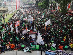 Ribuan Driver Ojol Demo Seharian, Grab Siap Komunikasi