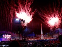 Pesta Kembang Api Warnai Pembukaan Paralimpiade Paris 2024