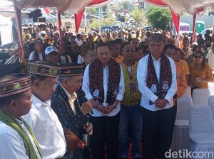 Jonas-Alo Janjikan Pendidikan Gratis untuk Warga Kupang