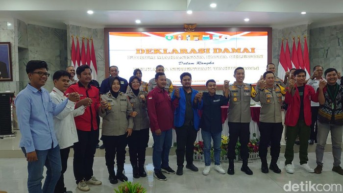Polisi ajak mahasiswa Cilegon awasi politik uang di Pilkada 2024