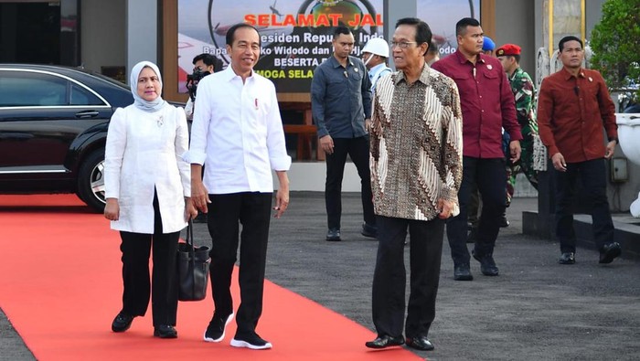 Jokowi Melanjutkan Kunjungan Kerja ke Jabar, Meresmikan Infrastruktur Penting untuk Masyarakat