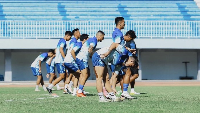 PSIM Jogja saat uji coba lawan PSPS Pekanbaru, Minggu (18/8/2024).