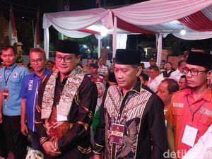 Rahmat-Imam Jadi Pasangan Terakhir yang Daftar Maju Pilbup Cirebon