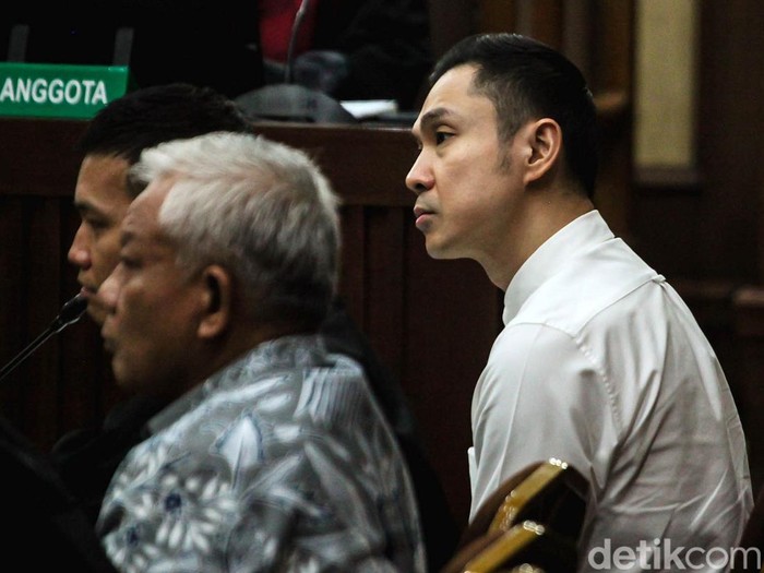Sidang lanjutan Harvey Moeis di kasus korupsi tata kelola timah kembali dilanjutkan hari ini. Jaksa menghadirkan 5 saksi dari PT Timah.
