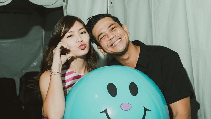 Surya Insomnia dan Tyara Renata Surya Insomnia dan Tyara Renata