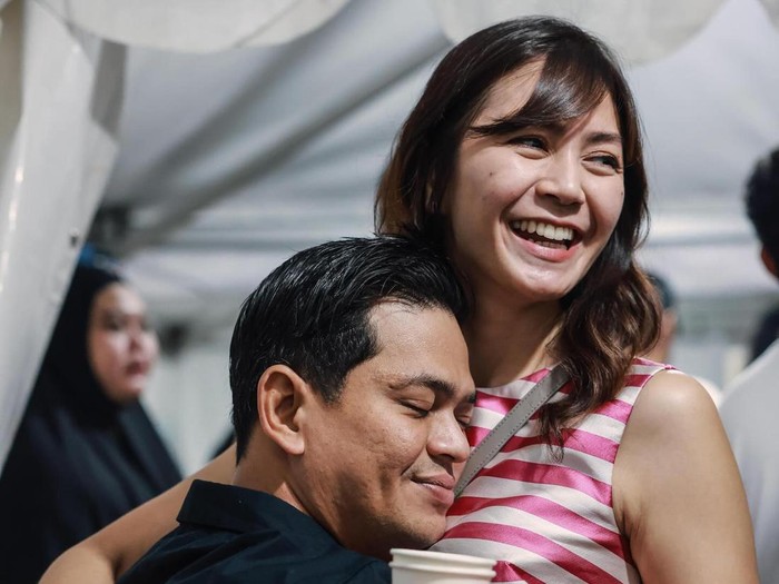 Surya Insomnia dan Tyara Renata Surya Insomnia dan Tyara Renata