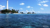 Pulau Lengkuas dan menara suar