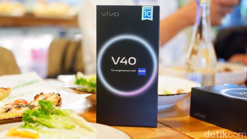 Vivo V40