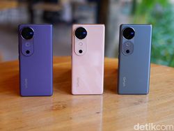 Unboxing Vivo V40, Bawa Kamera Zeiss dan Tampilan Mewah